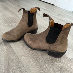 Women’s Heeled Blundstones